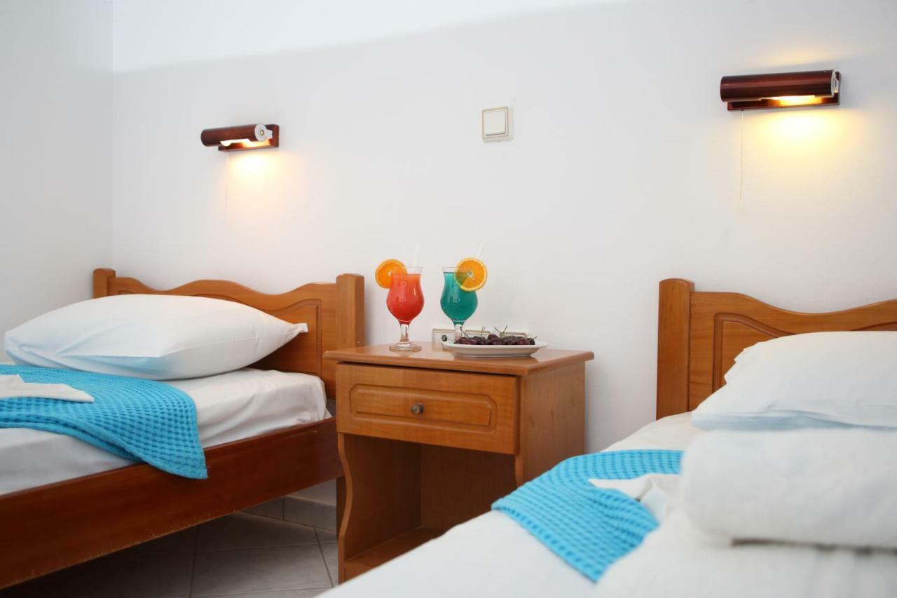 Theocharis Bros - Studios Apartments Áyios Nikítas Exteriér fotografie