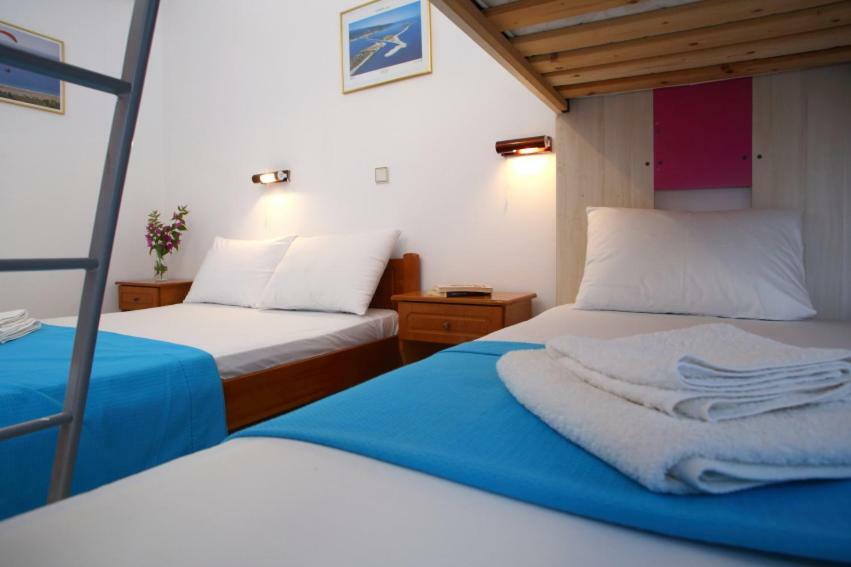 Theocharis Bros - Studios Apartments Áyios Nikítas Exteriér fotografie