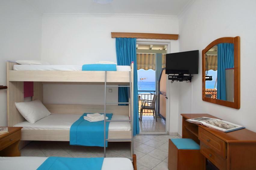 Theocharis Bros - Studios Apartments Áyios Nikítas Exteriér fotografie
